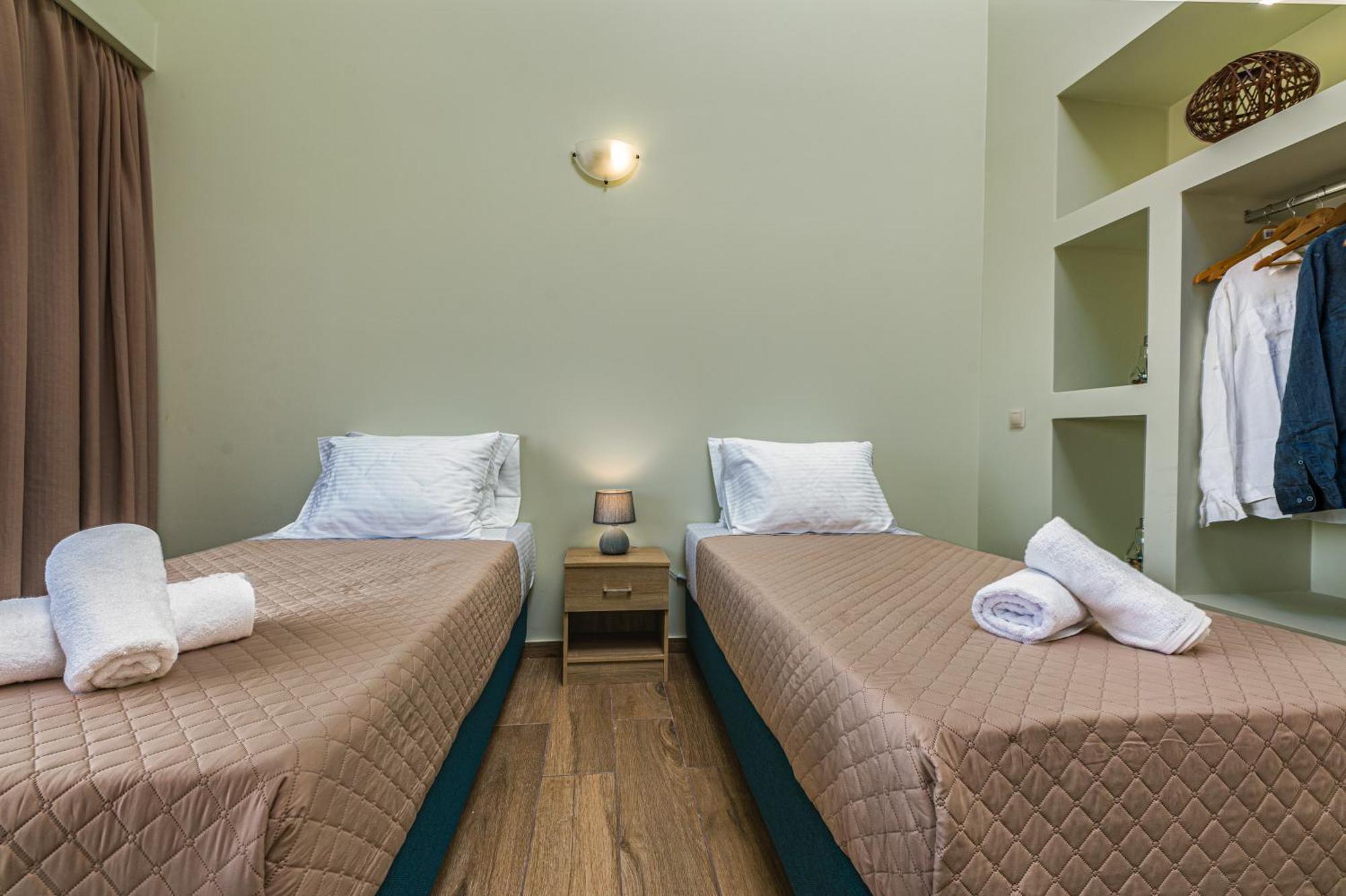 Kozanos Hotel & Suites Alykanas  Zimmer foto